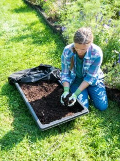 Gardener's Summer Sled Cover -Gardening Tools Shop 8611044 160