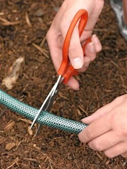 Snip-n-Drip Soaker Hose System -Gardening Tools Shop GS40205 02 tif